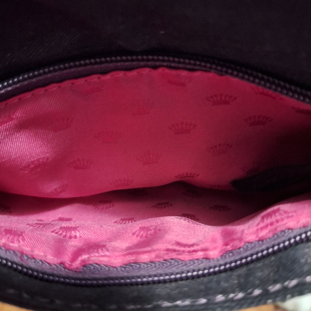 Juicy couture wristlet - Picture 5 of 5